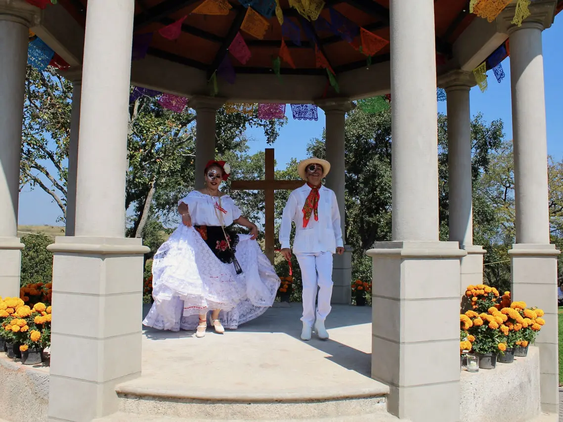 Día de Muertos en Colina del Descanso